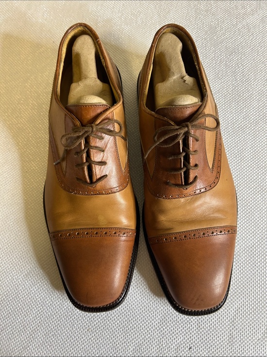 Johnston & Murphy Other - Johnston & Murphy Cellini Two Tone Oxford Shoe Size 10.5 M